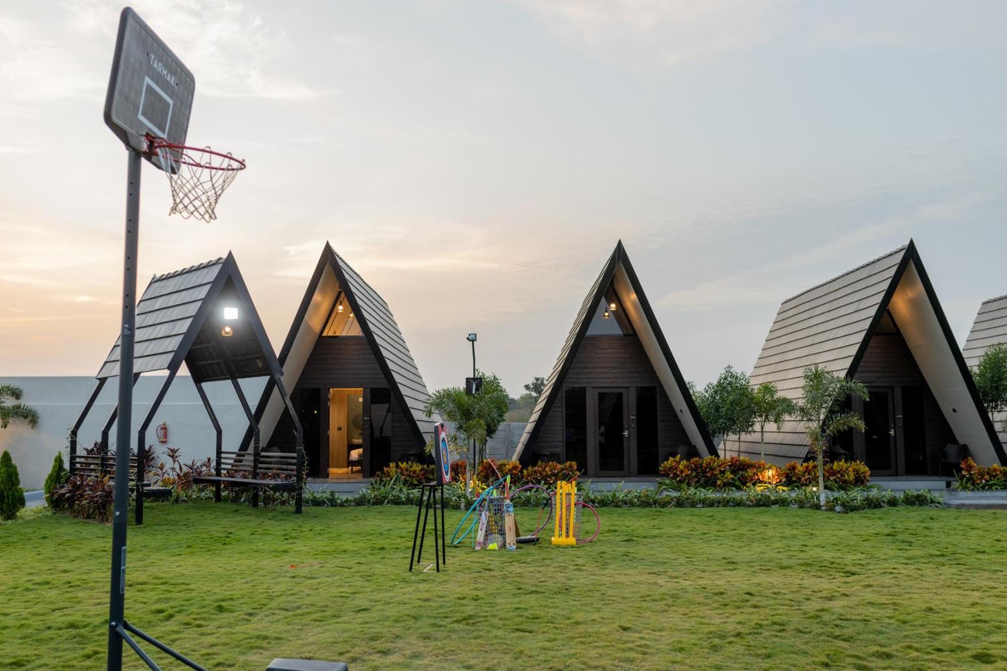 Regenta Resort Vindhyachal, Statue Of Unity Kevadia Экстерьер фото