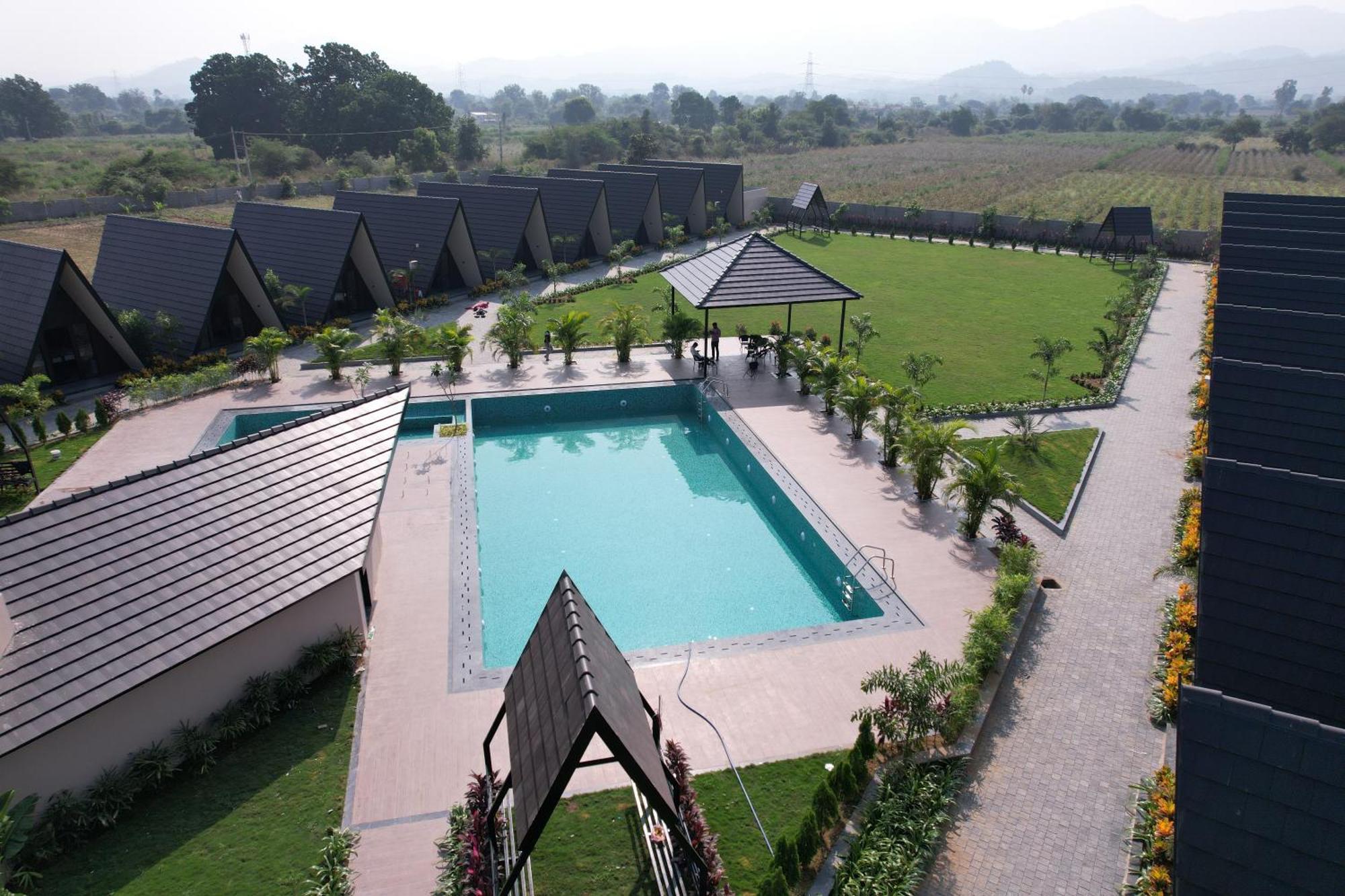 Regenta Resort Vindhyachal, Statue Of Unity Kevadia Экстерьер фото