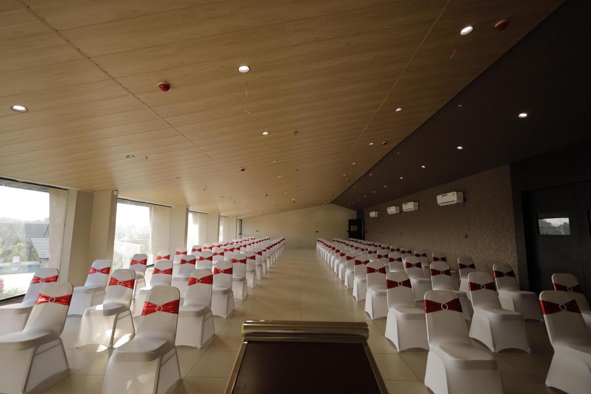 Regenta Resort Vindhyachal, Statue Of Unity Kevadia Экстерьер фото